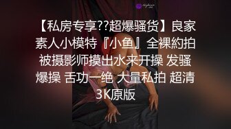 破解家庭网络摄像头偷拍老夫少妻对着镜子地板上做爱听呻吟还挺爽的就是姿势有些单调